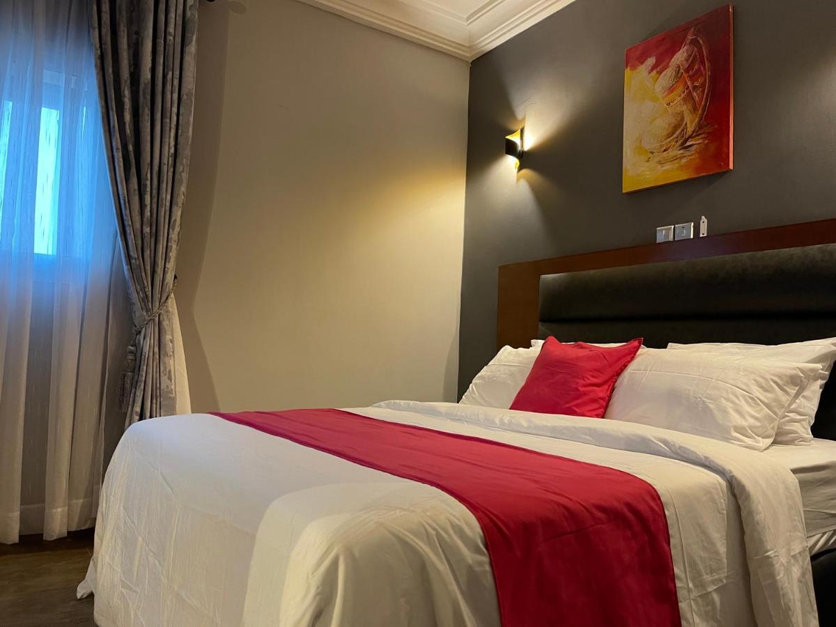 La Rochelle Hotel Yaoundé Zewnętrze zdjęcie