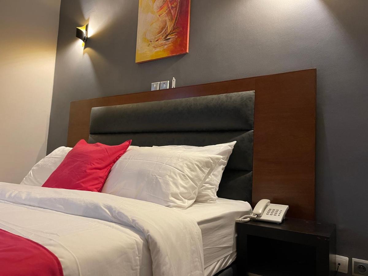 La Rochelle Hotel Yaoundé Zewnętrze zdjęcie