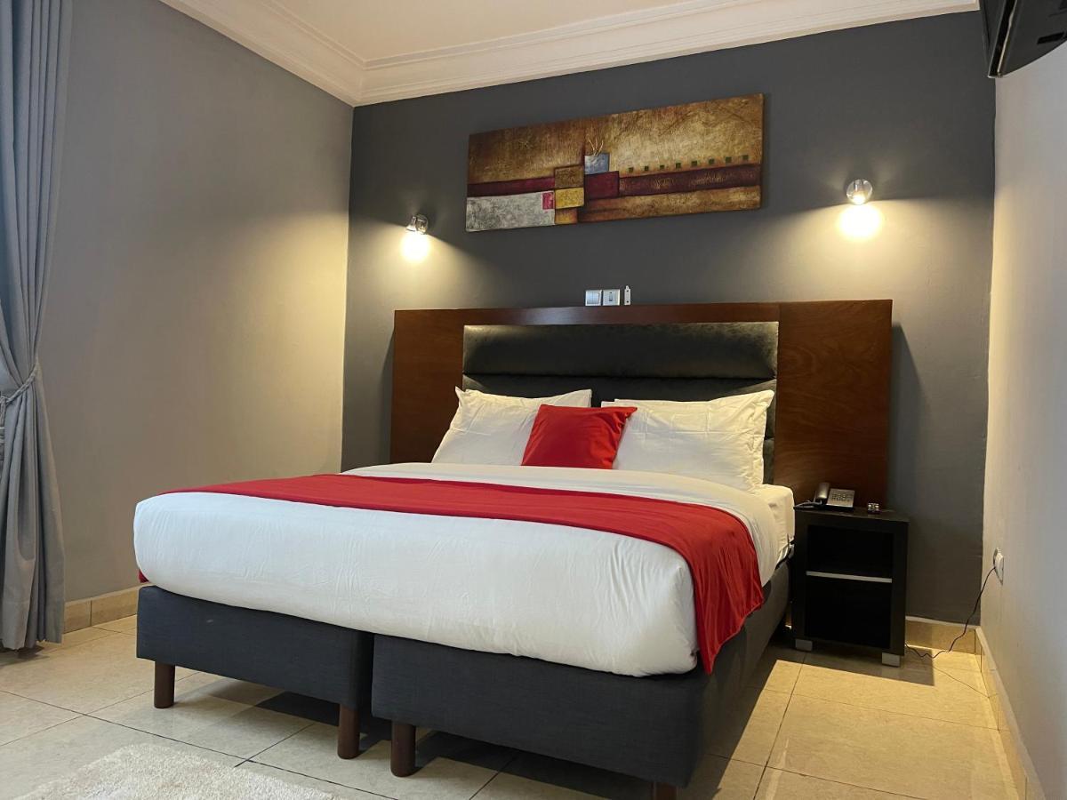 La Rochelle Hotel Yaoundé Zewnętrze zdjęcie