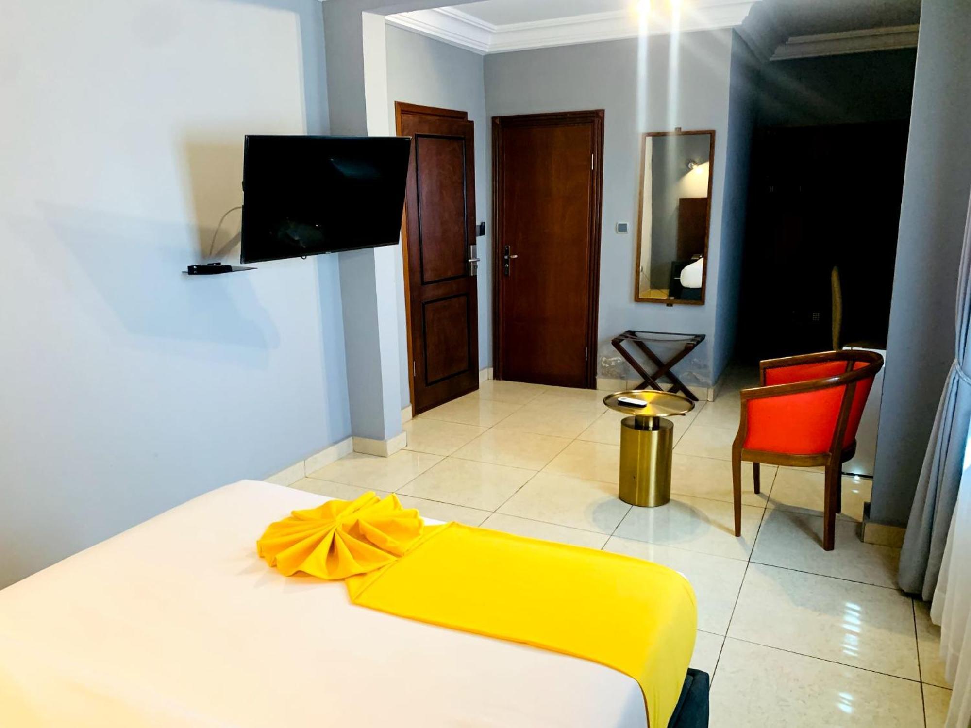 La Rochelle Hotel Yaoundé Zewnętrze zdjęcie