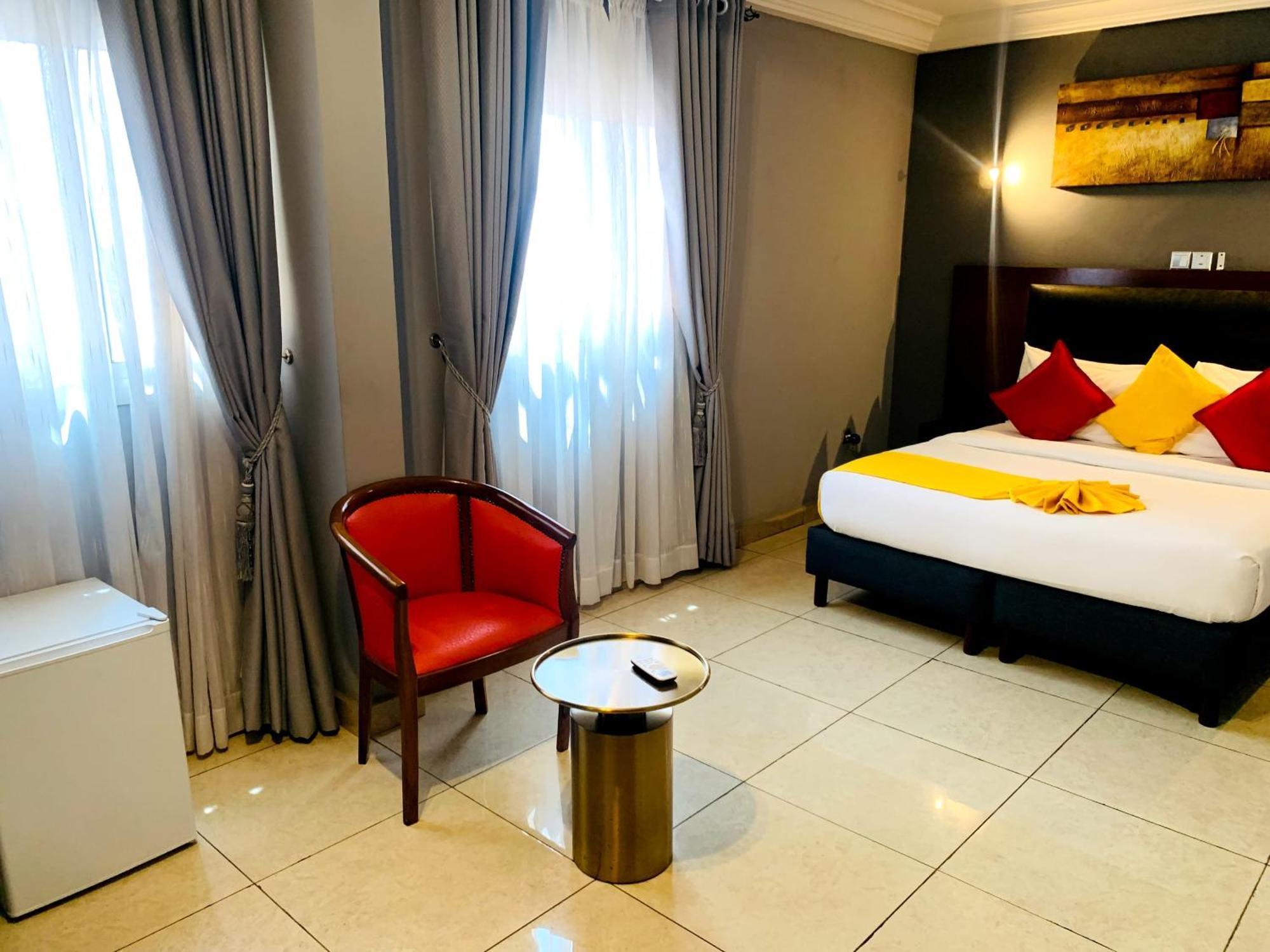 La Rochelle Hotel Yaoundé Zewnętrze zdjęcie